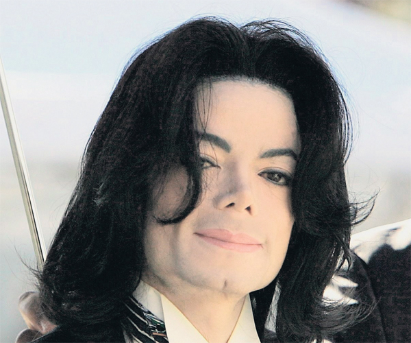 eb43_michaeljackson.jpg