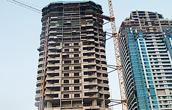 eb01_DubaiGate2_16.jpg