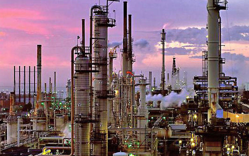 refinerypic1.jpg