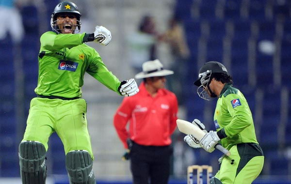 Razzaq steals thunder with spectacular century - Emirates 24|7