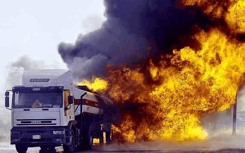 Loaded petrol tanker on fire in Saudi - Emirates 24|7