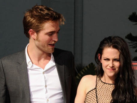 Robert Pattinson and Kristen Stewart