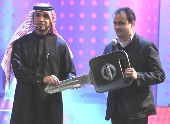Ali Abbas Naqvi receives the prize