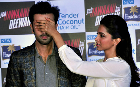Deepika Padukone & and Ranbir Kapoor