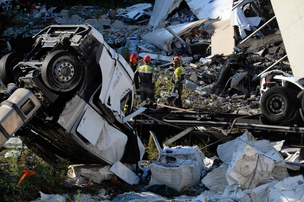 Italy buries its Genoa dead as emotions surge