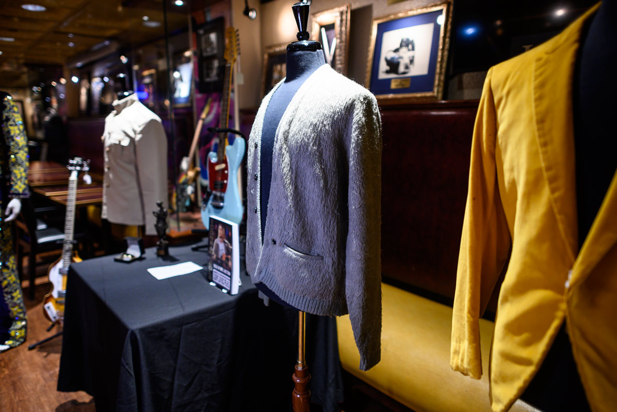 kurt cobain items