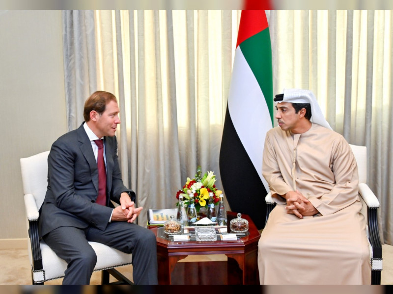 Mansour bin Zayed receives Russian Minister