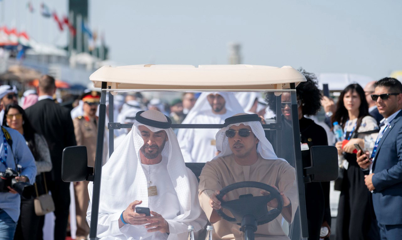 Mohamed bin Zayed visits Dubai Airshow 2019