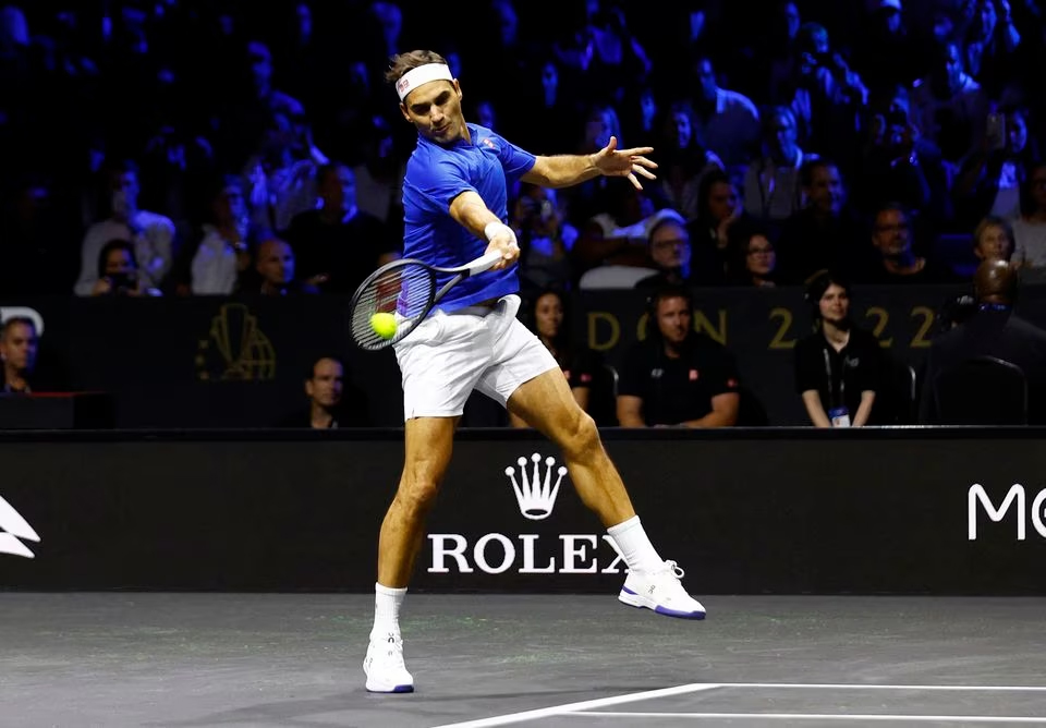 Federer serves up directions as latest voice on Waze navigation app