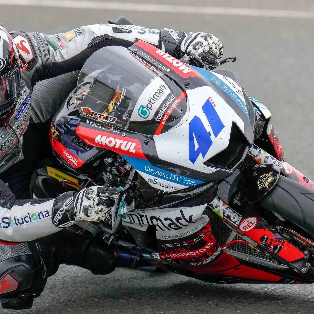 Motorcycling-Spanish rider dies at Isle of Man TT races