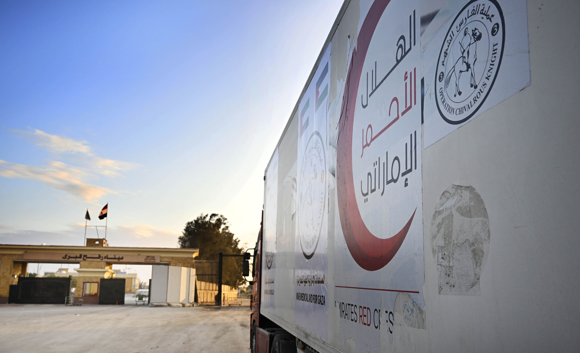 14-truck UAE aid convoy enters Gaza Strip as part of Operation ‘Gallant Knight 3’