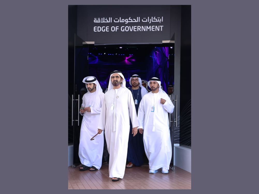 Mohammed bin Rashid visits exhibition showcasing top government innovation projects at World Governm