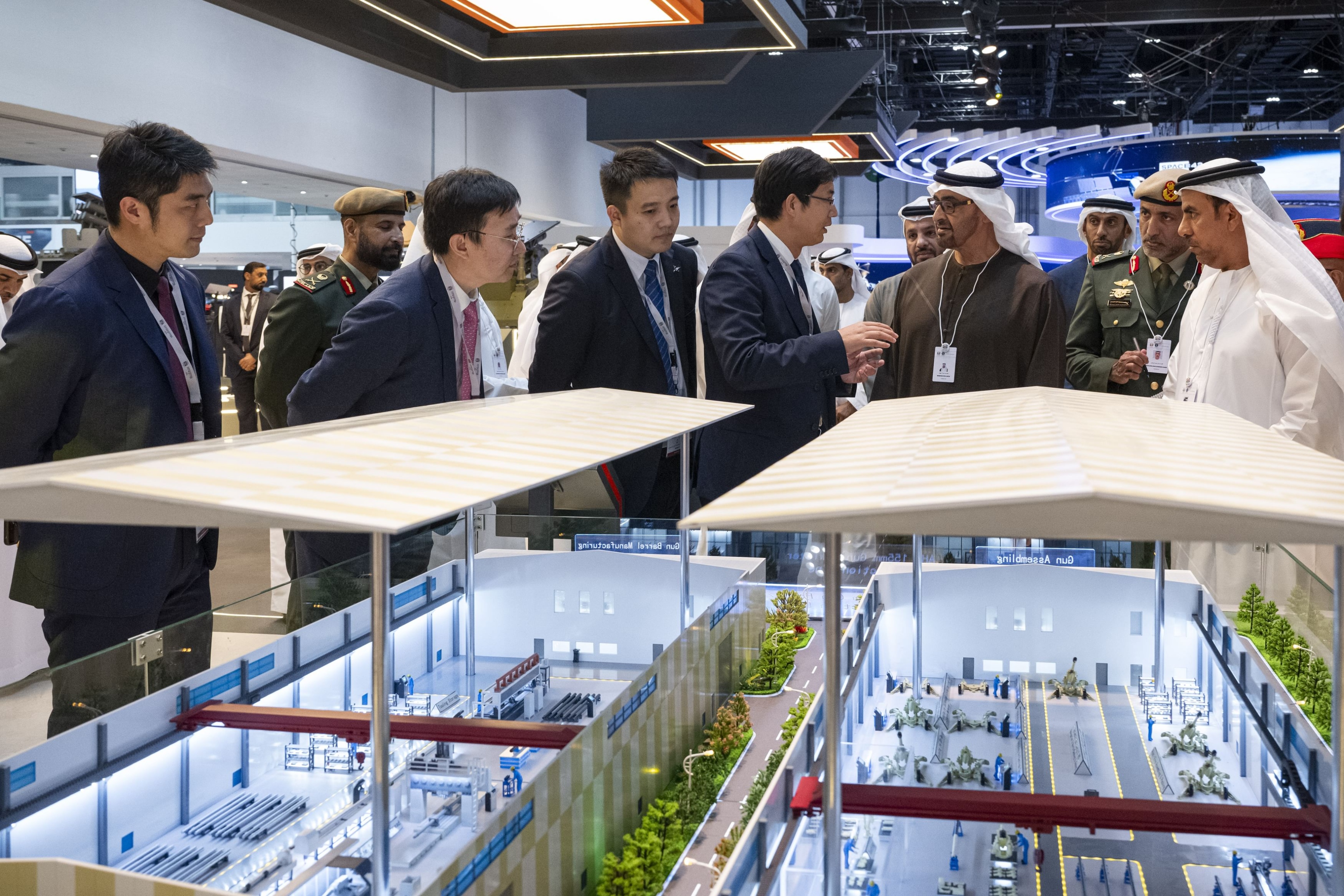 UAE President visits IDEX 2025