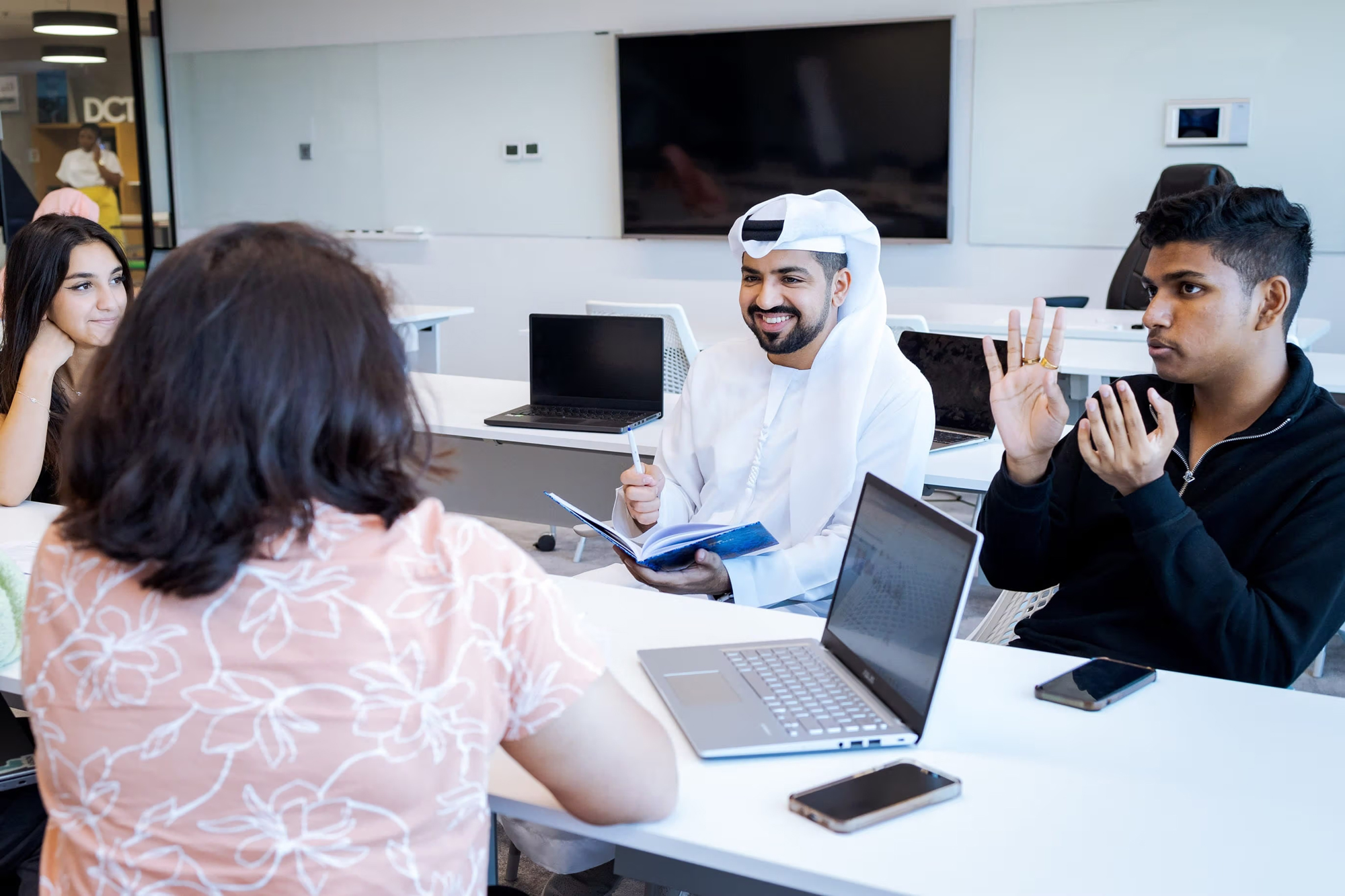 Dubai College of Tourism Collaborates with Marriott International to Launch New Hospitality Apprenti