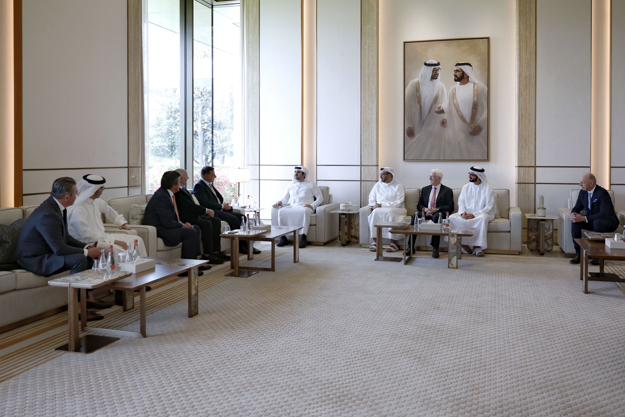 Maktoum bin Mohammed meets with Chairman of MGM Resorts