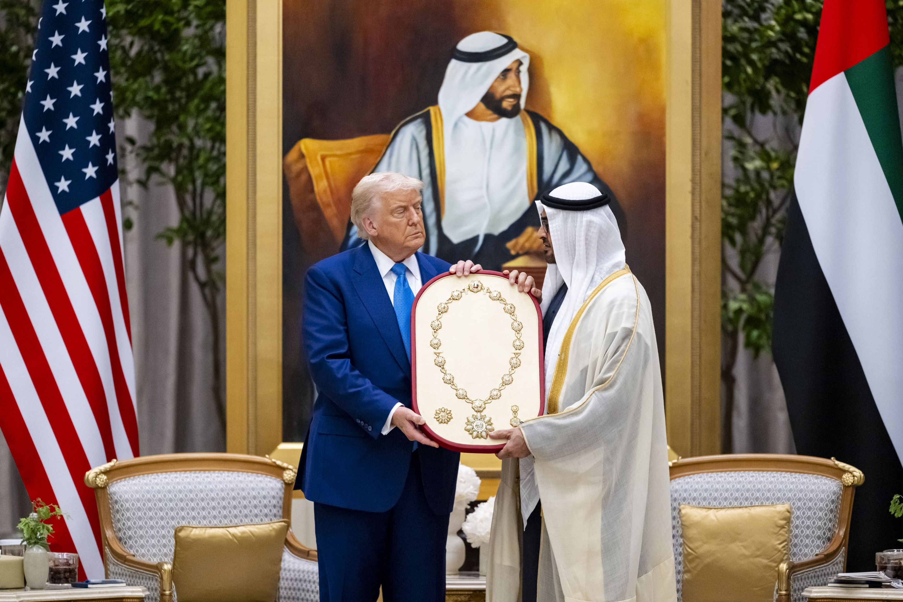 UAE President awards Order of Zayed to US President in recognition of efforts to strengthen bilatera